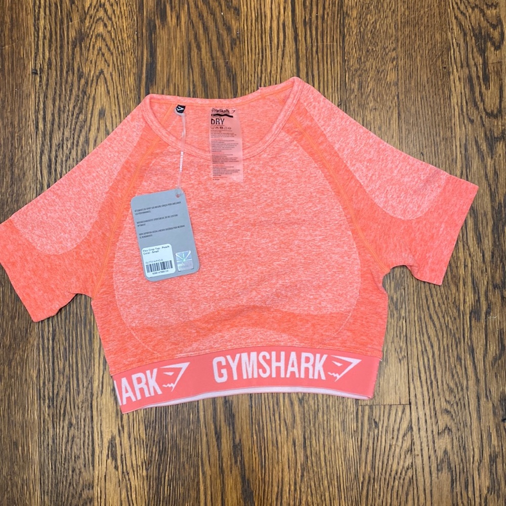 NWT Gymshark original flex crop top peach coral size small
